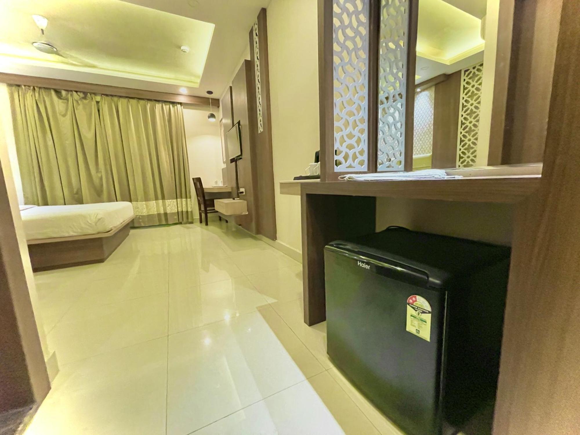 Hotel K Palace , Puri