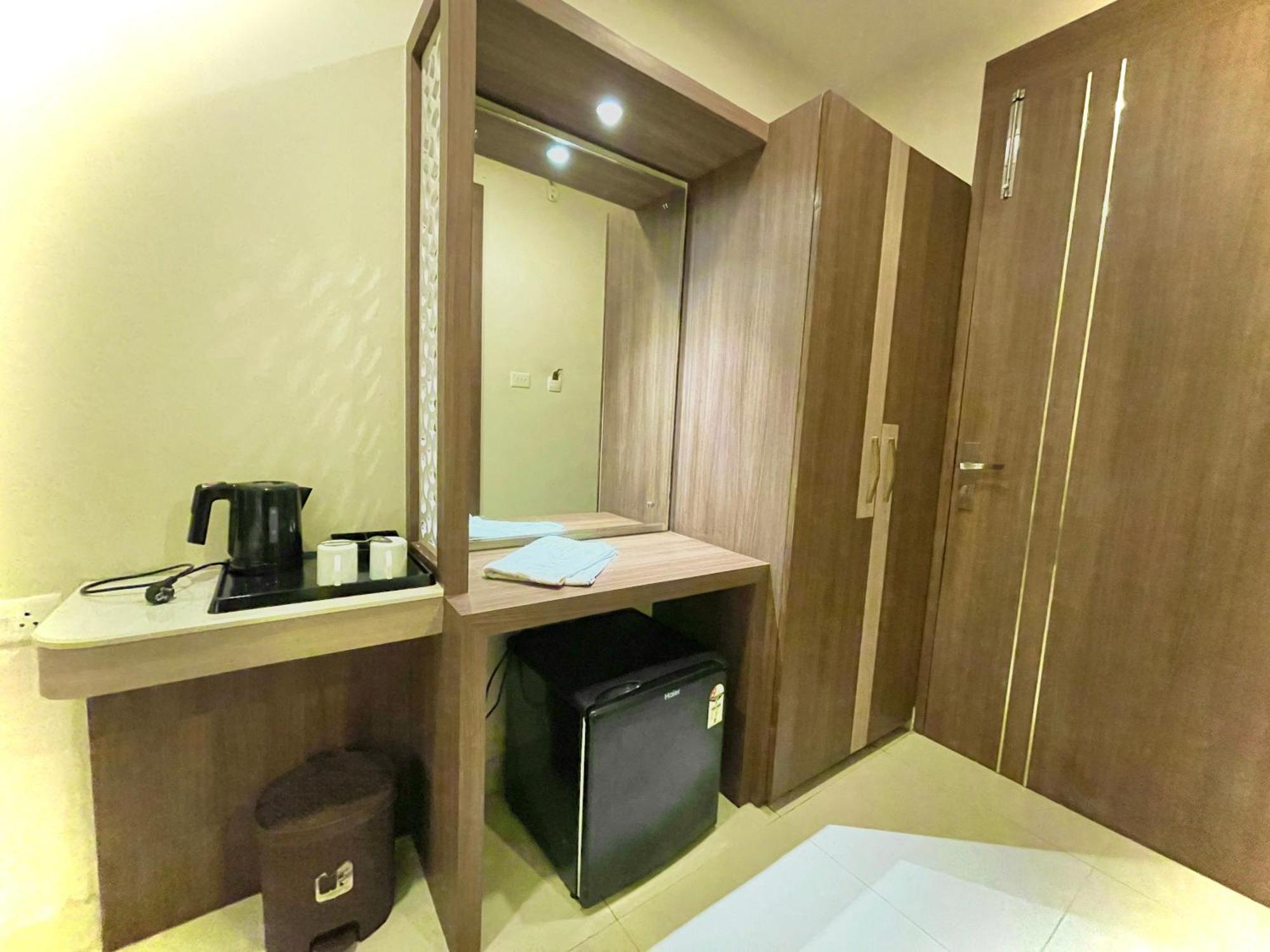 K Palace , Hotel 4*