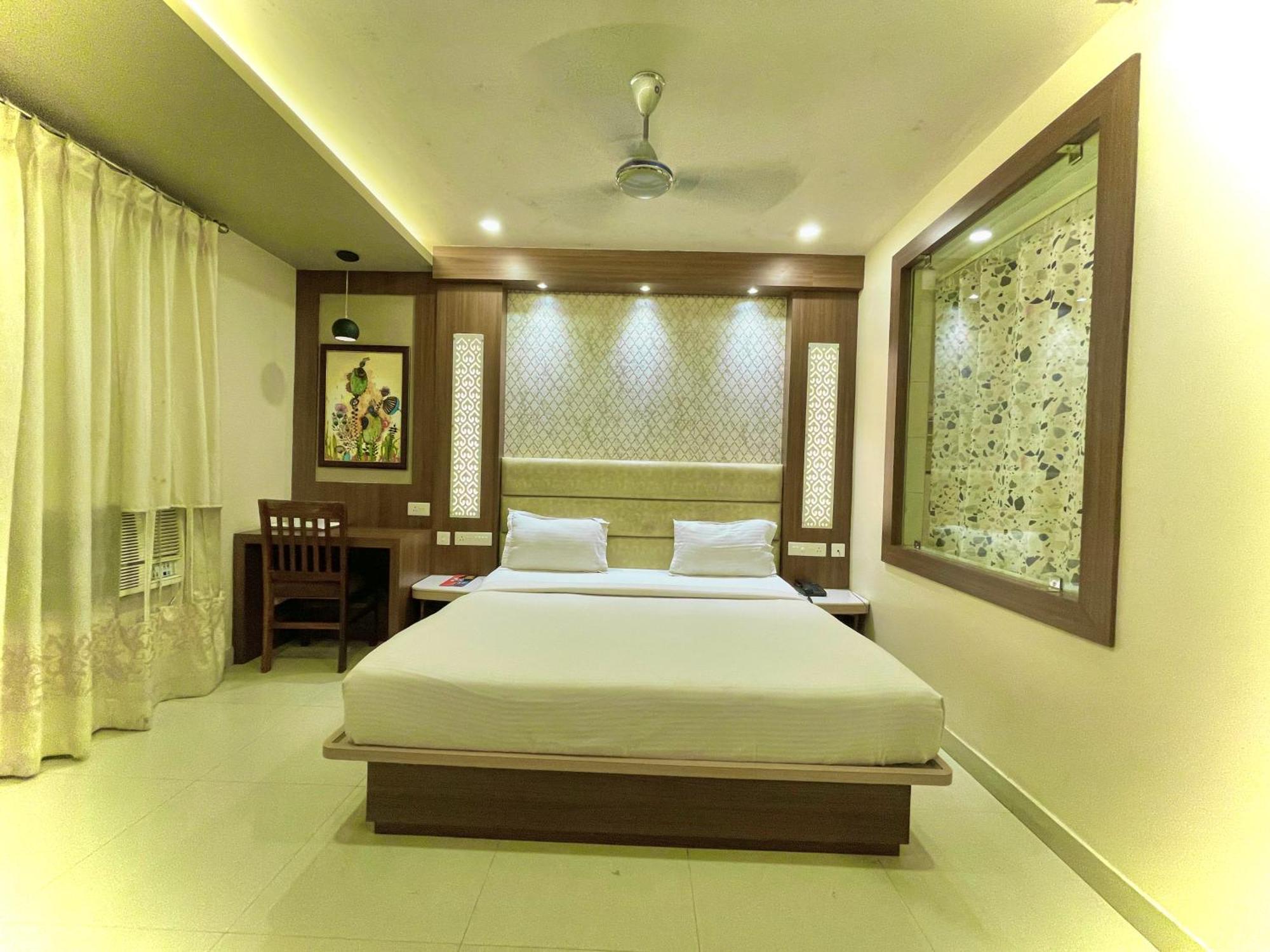 K Palace , 4*